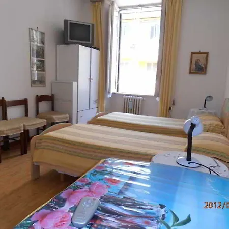 Paola Bed and Breakfast Ρώμη